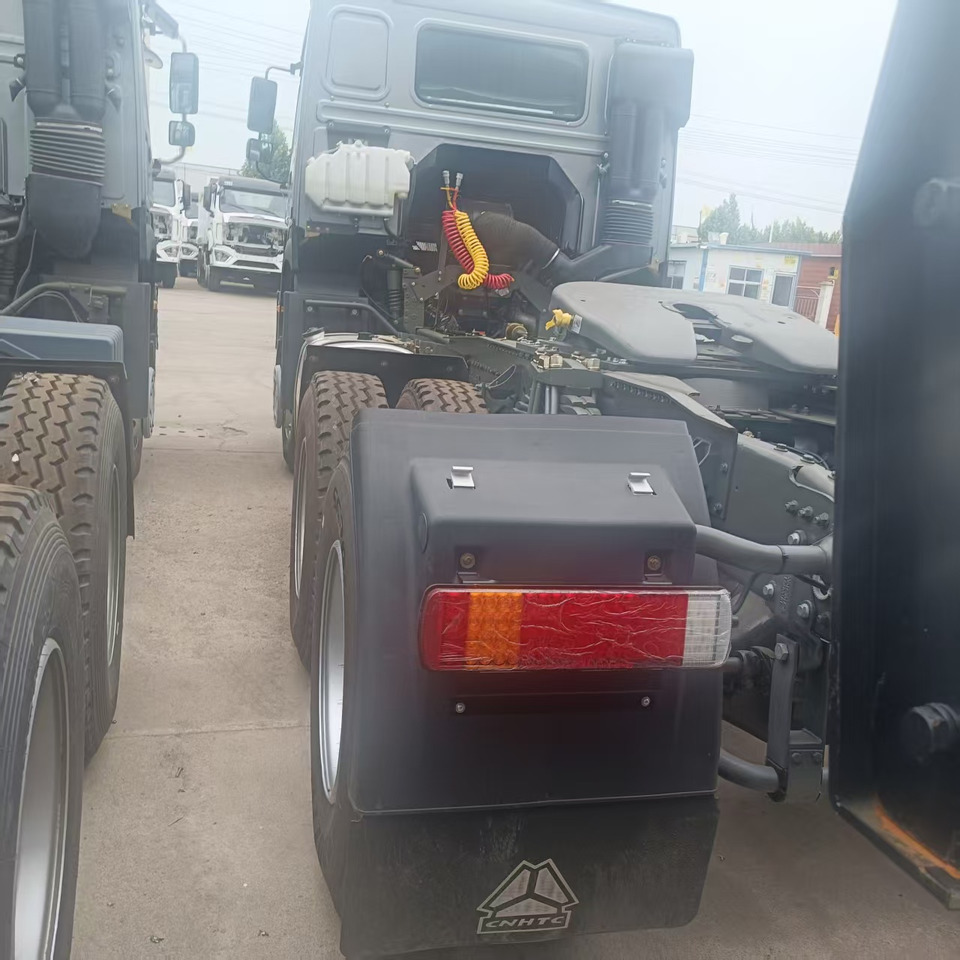 HOWO Dump Truck Unit 6✖4 Click Here for Discount - Camión caja cerrada: foto 4 HOWO Dump Truck Unit 6✖4 Click Here for Discount - Camión caja cerrada: foto 4