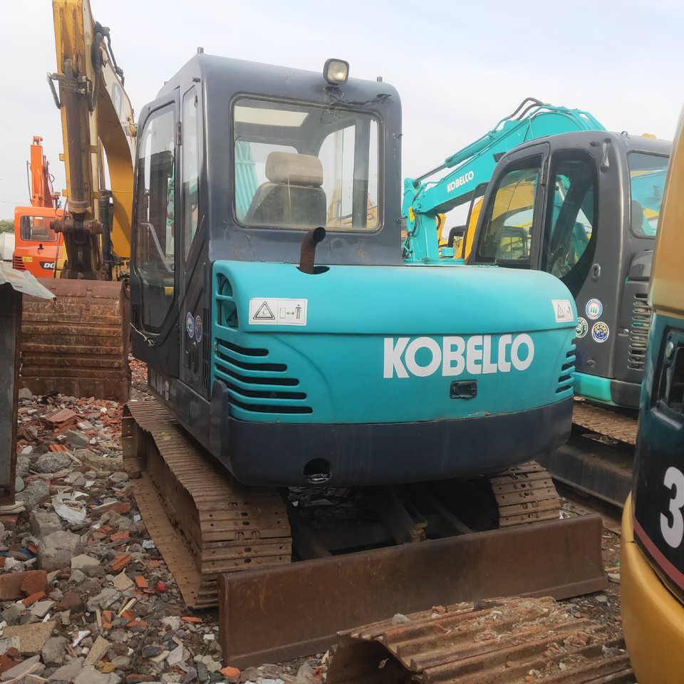 KOBELCO SK60 - Excavadora de cadenas: foto 4 KOBELCO SK60 - Excavadora de cadenas: foto 4
