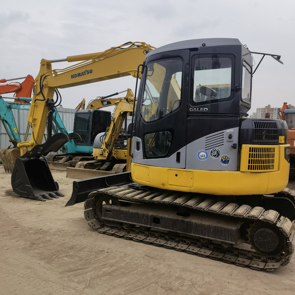 KOMATSU PC78US - Excavadora de cadenas: foto 3 KOMATSU PC78US - Excavadora de cadenas: foto 3