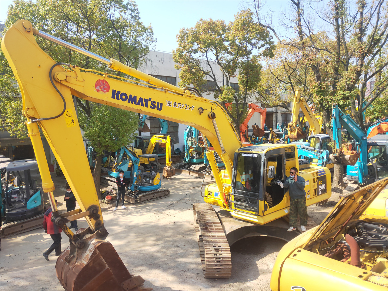 Komatsu Crawler Excavator PC240-8 - Excavadora de cadenas: foto 5 Komatsu Crawler Excavator PC240-8 - Excavadora de cadenas: foto 5
