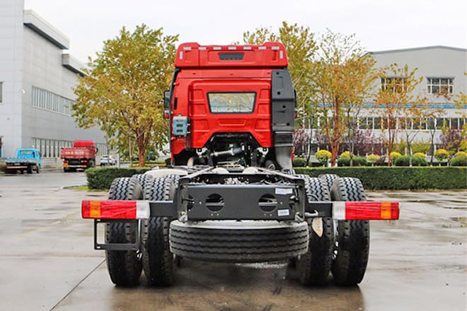 FAW New Faw J6P 390 Trucks for Sale in Nigeria - Cabeza tractora: foto 4 FAW New Faw J6P 390 Trucks for Sale in Nigeria - Cabeza tractora: foto 4