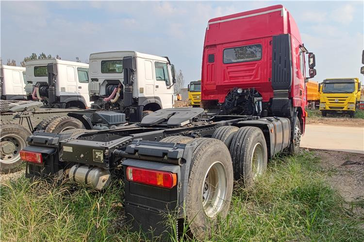 Hongyan Used Genlyon Truck Head for Sale - Cabeza tractora: foto 2 Hongyan Used Genlyon Truck Head for Sale - Cabeza tractora: foto 2