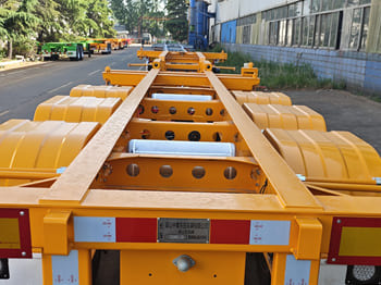 TITAN 3 Axle Container Chassis for Sale in Malawi - Semirremolque chasis: foto 3 TITAN 3 Axle Container Chassis for Sale in Malawi - Semirremolque chasis: foto 3