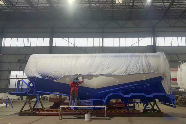 TITAN 42 CBM Cement Bulk Trailer-New Silo Semi Trailer - Semirremolque silo: foto 4 TITAN 42 CBM Cement Bulk Trailer-New Silo Semi Trailer - Semirremolque silo: foto 4