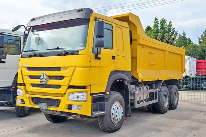 TITAN Howo 430 6x4 Dump Truck for Sale in Tanzania - Camión volquete: foto 1 TITAN Howo 430 6x4 Dump Truck for Sale in Tanzania - Camión volquete: foto 1