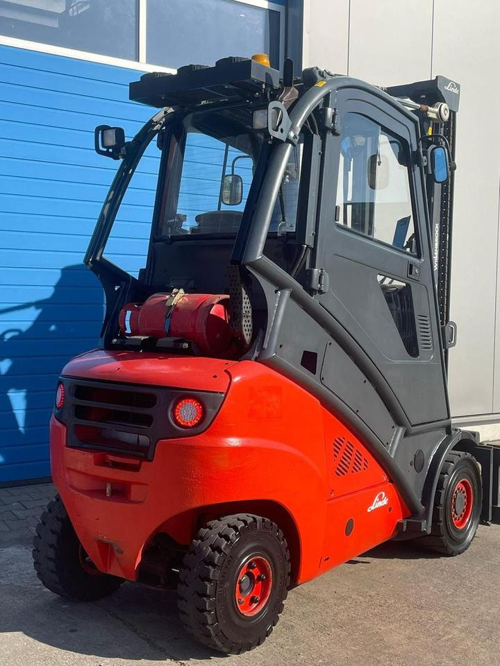 Linde H 35 T - 4745 h - Seitenschieber neu - - Carretilla elevadora de gas: foto 4 Linde H 35 T - 4745 h - Seitenschieber neu - - Carretilla elevadora de gas: foto 4