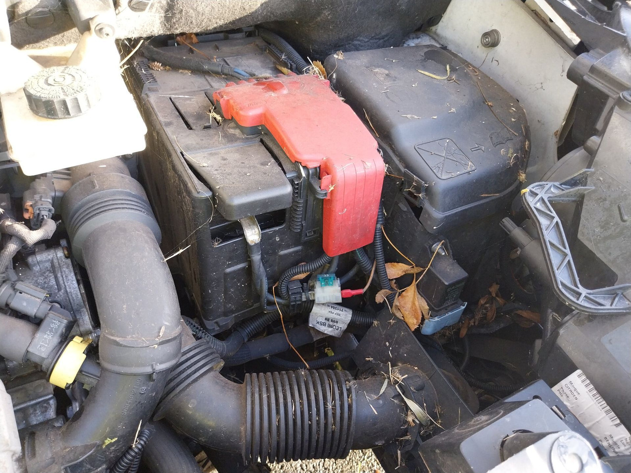 Citroën Berlingo PH2 Diesel. Contrôle technique favorable, mais une contre-visite devra être effectuée avant le 24 Juillet 2026. VEHICULE VENDU EN L'ETAT, AUCUNE GARANTIE (il peut y avoir des problème - Coche: foto 5 Citroën Berlingo PH2 Diesel. Contrôle technique favorable, mais une contre-visite devra être effectuée avant le 24 Juillet 2026. VEHICULE VENDU EN L'ETAT, AUCUNE GARANTIE (il peut y avoir des problème - Coche: foto 5