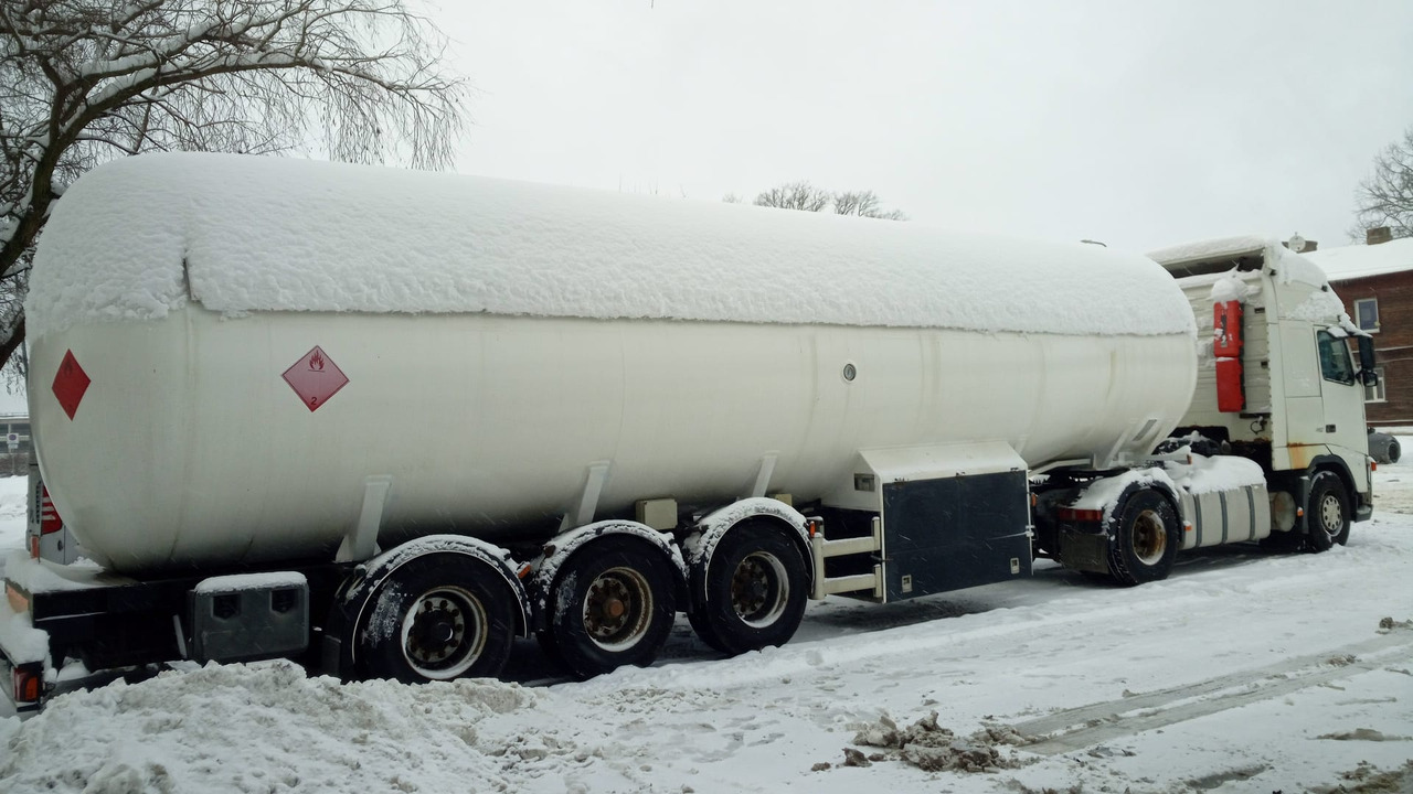 LPG ADR unit for sale. VOLVO truck FH sold together with semi-trailer gas tanke - Cabeza tractora: foto 2 LPG ADR unit for sale. VOLVO truck FH sold together with semi-trailer gas tanke - Cabeza tractora: foto 2