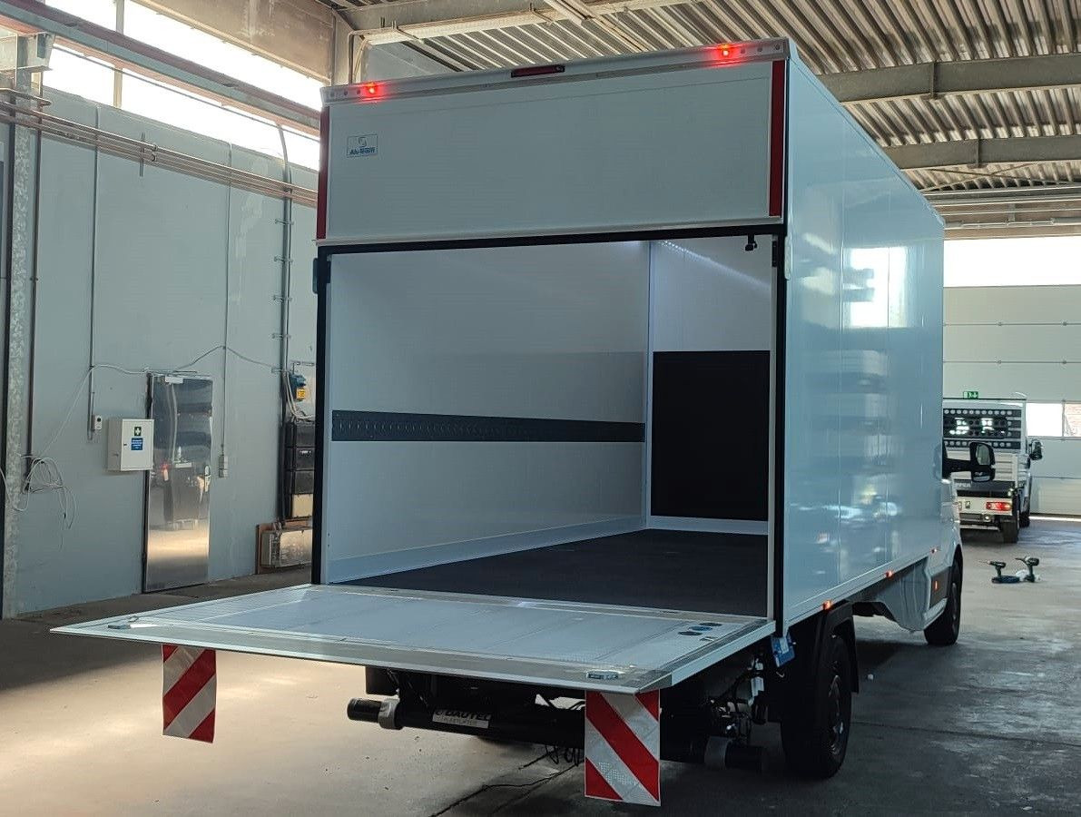 MAN TGE 3 3.180 - Koffer 3,5t/LBW/Autom./LED/Klima - Furgoneta caja cerrada: foto 5 MAN TGE 3 3.180 - Koffer 3,5t/LBW/Autom./LED/Klima - Furgoneta caja cerrada: foto 5