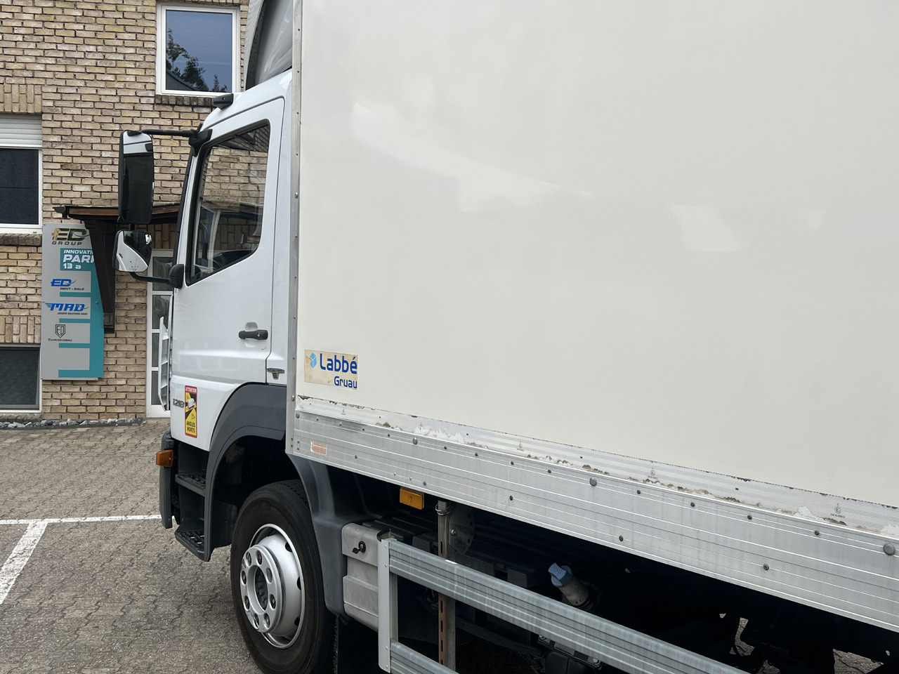 Leasing de MERCEDES-BENZ Atego 1218 L Classic-Vermietung möglich-ADR-LBW MERCEDES-BENZ Atego 1218 L Classic-Vermietung möglich-ADR-LBW: foto 10 Leasing de MERCEDES-BENZ Atego 1218 L Classic-Vermietung möglich-ADR-LBW MERCEDES-BENZ Atego 1218 L Classic-Vermietung möglich-ADR-LBW: foto 10