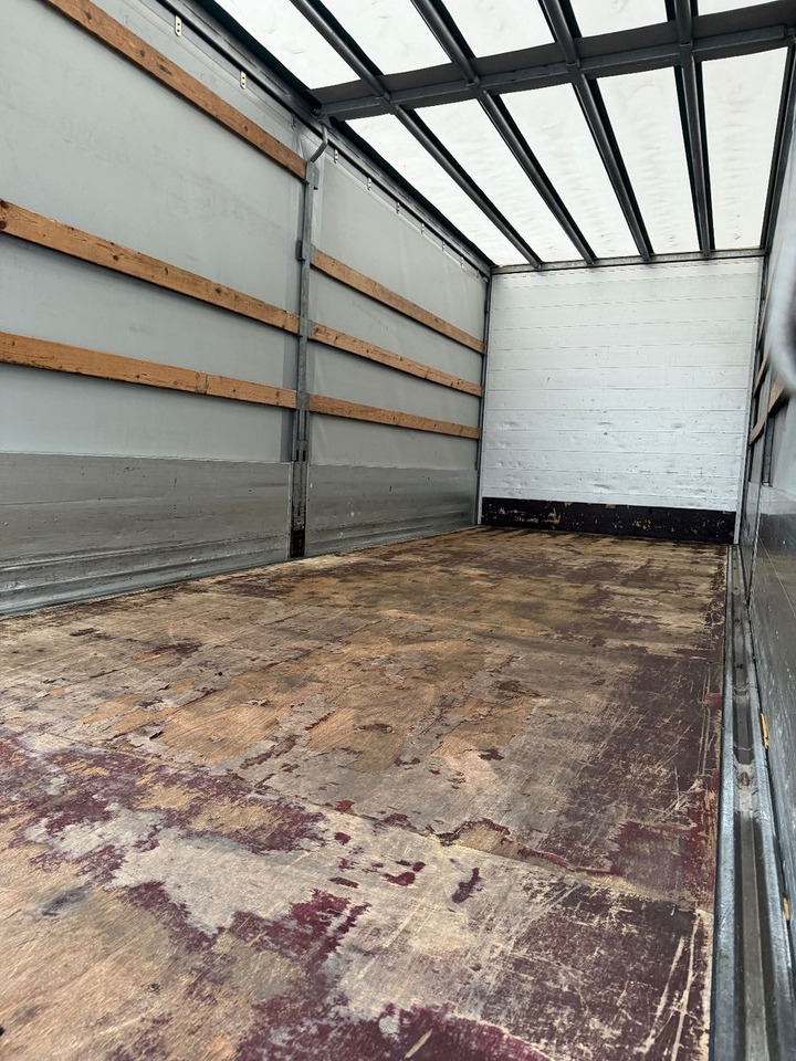 DAF LF 260 2T LBW TÜV neu - Camión lona: foto 5 DAF LF 260 2T LBW TÜV neu - Camión lona: foto 5