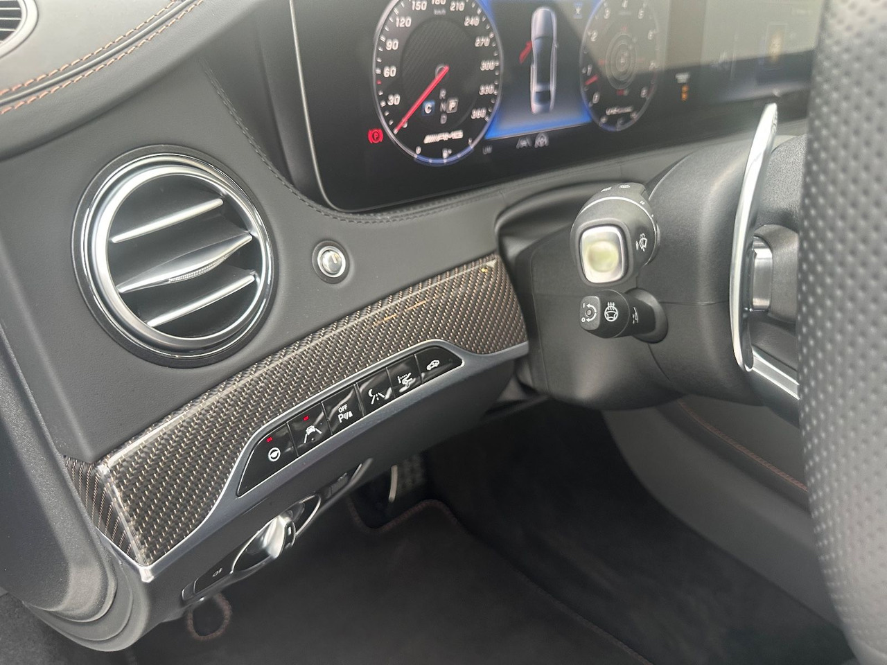 Mercedes-Benz S 65 AMG Final Edition 1/130 - Sedan: foto 5 Mercedes-Benz S 65 AMG Final Edition 1/130 - Sedan: foto 5