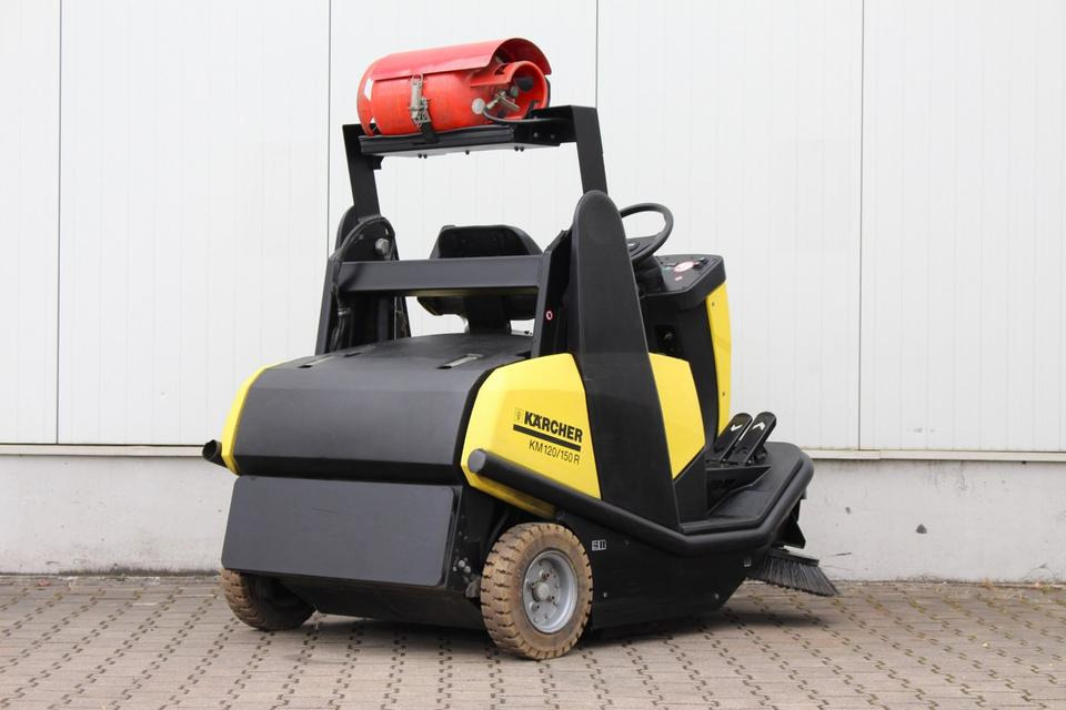 Kärcher KM120/150R LPG Aufsitz- Kehrsaugmaschine Kehrmaschine Gas - Barredora industrial: foto 3 Kärcher KM120/150R LPG Aufsitz- Kehrsaugmaschine Kehrmaschine Gas - Barredora industrial: foto 3