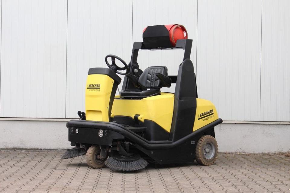 Kärcher KM120/150R LPG Aufsitz- Kehrsaugmaschine Kehrmaschine Gas - Barredora industrial: foto 4 Kärcher KM120/150R LPG Aufsitz- Kehrsaugmaschine Kehrmaschine Gas - Barredora industrial: foto 4