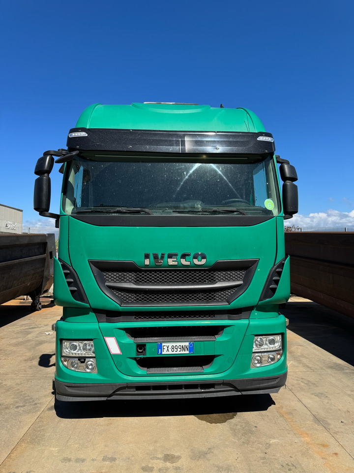 IVECO 440T/P - Cabeza tractora: foto 2 IVECO 440T/P - Cabeza tractora: foto 2