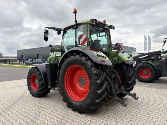 Fendt 720 VARIO S4 POWER - Tractor: foto 5 Fendt 720 VARIO S4 POWER - Tractor: foto 5