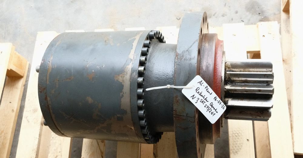 Reduktor obrotu R906,R916,R922,R926,R950 LH 30 SAT 215/251 do koparki liebherr A314,A316 ,R313,R317 R 900,R902 - Recambio: foto 1 Reduktor obrotu R906,R916,R922,R926,R950 LH 30 SAT 215/251 do koparki liebherr A314,A316 ,R313,R317 R 900,R902 - Recambio: foto 1