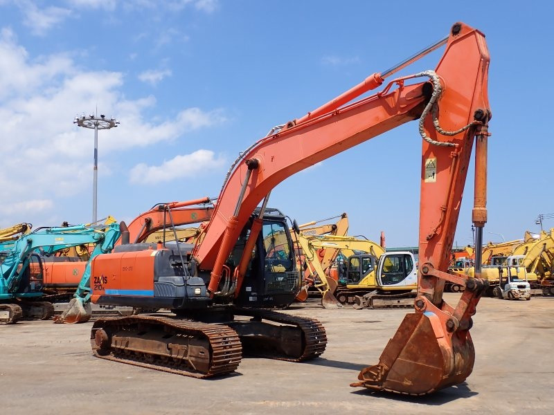 HITACHI ZX210K-5B - Excavadora de cadenas: foto 2 HITACHI ZX210K-5B - Excavadora de cadenas: foto 2