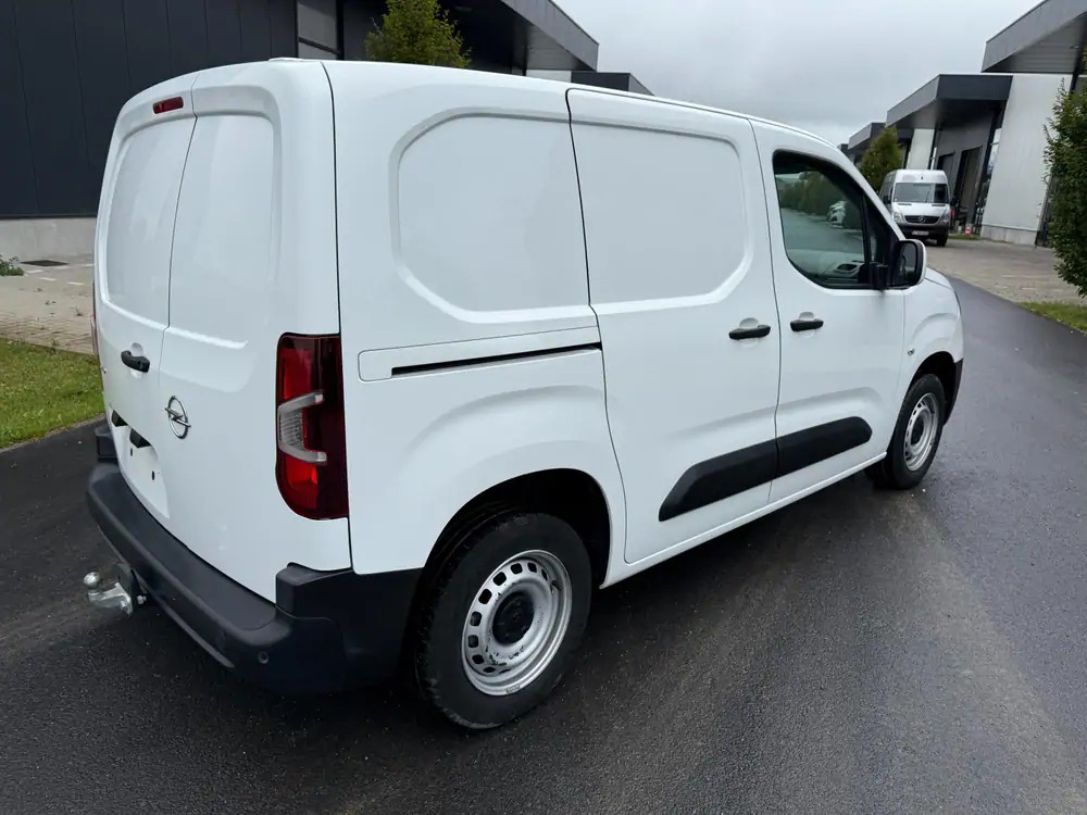 Opel Combo *102 cv*53600 km*Apple Car Play - Furgoneta pequeña: foto 3 Opel Combo *102 cv*53600 km*Apple Car Play - Furgoneta pequeña: foto 3