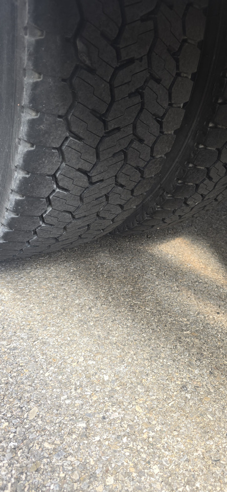 RENAULT - Camión frigorífico: foto 5 RENAULT - Camión frigorífico: foto 5