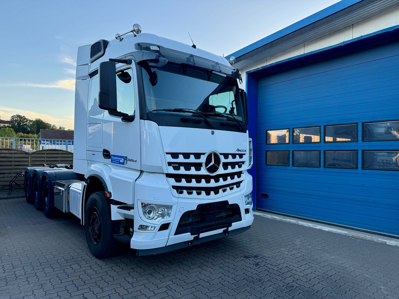 Leasing de MERCEDES-BENZ Arocs 3553 4 Achsen Tridem MERCEDES-BENZ Arocs 3553 4 Achsen Tridem: foto 7 Leasing de MERCEDES-BENZ Arocs 3553 4 Achsen Tridem MERCEDES-BENZ Arocs 3553 4 Achsen Tridem: foto 7