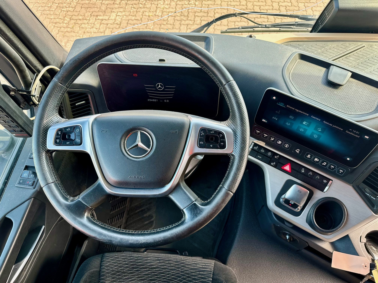 Leasing de MERCEDES-BENZ Arocs 3553 4 Achsen Tridem MERCEDES-BENZ Arocs 3553 4 Achsen Tridem: foto 13 Leasing de MERCEDES-BENZ Arocs 3553 4 Achsen Tridem MERCEDES-BENZ Arocs 3553 4 Achsen Tridem: foto 13