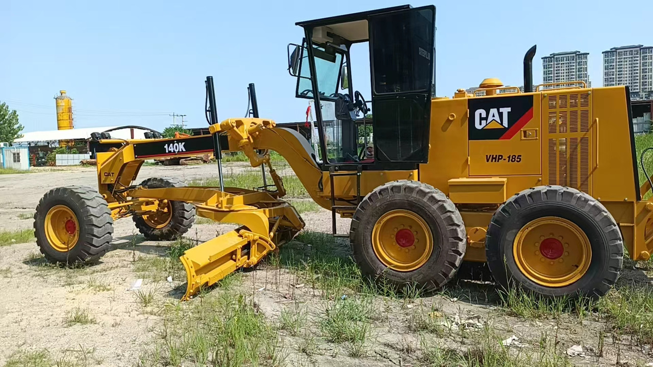 CATERPILLAR 140K used motor grader low price - Grader: foto 1 CATERPILLAR 140K used motor grader low price - Grader: foto 1
