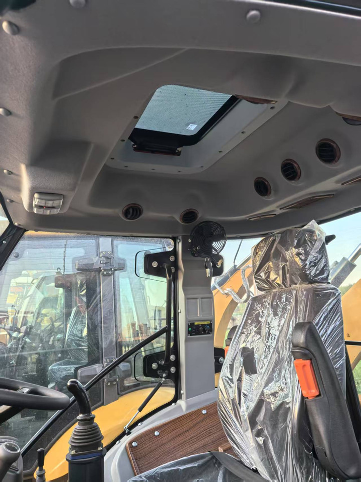 CATERPILLAR 426F new backhoe loader 2025 hot sale jcb - Retroexcavadora: foto 5 CATERPILLAR 426F new backhoe loader 2025 hot sale jcb - Retroexcavadora: foto 5
