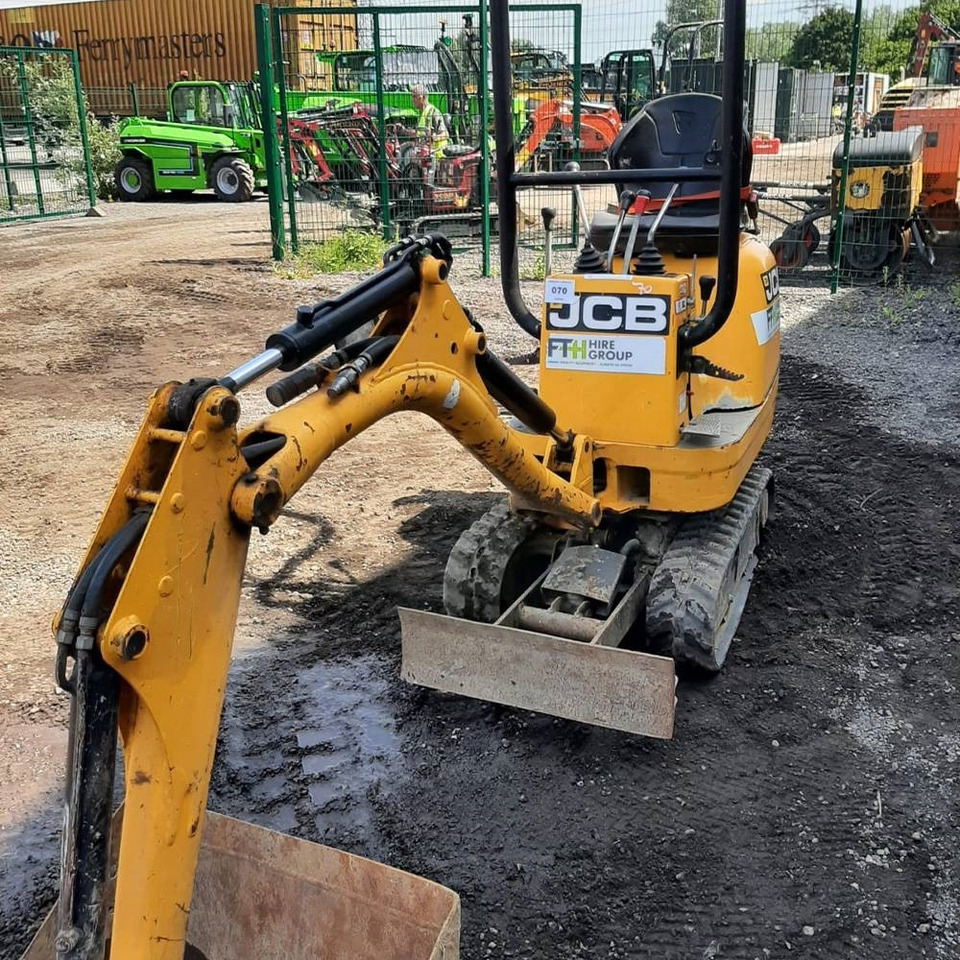 JCB 8008 - Miniexcavadora: foto 4 JCB 8008 - Miniexcavadora: foto 4