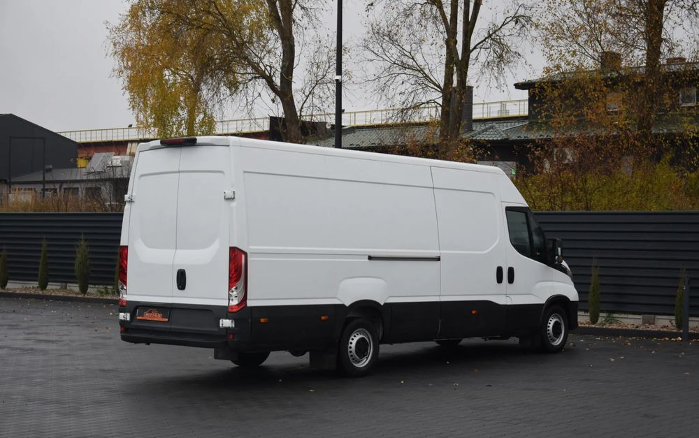 Iveco DAILY MAXI 35S16 / 2.3 - 160 KM / NOWY MODEL / 3 OSOBY / DOSTAWCZE / BLASZAK / KLIMA / CZUJNIKI COFANIA / TRYB CITY-ECO / 2023 / SERWISOWANY / SPROWADZONY Z NIEMIEC - Furgón: foto 5 Iveco DAILY MAXI 35S16 / 2.3 - 160 KM / NOWY MODEL / 3 OSOBY / DOSTAWCZE / BLASZAK / KLIMA / CZUJNIKI COFANIA / TRYB CITY-ECO / 2023 / SERWISOWANY / SPROWADZONY Z NIEMIEC - Furgón: foto 5