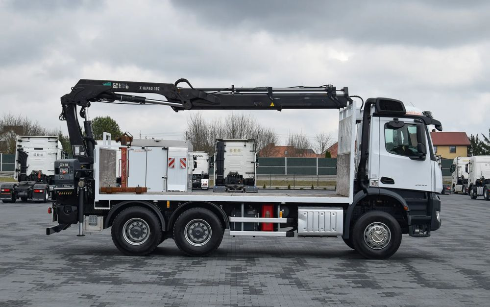 Mercedes-Benz AROCS 2636 / 6x4 / HIAB X-HIPRO 192 E-3 / WYSUW x3 / ROTATOR / STEROWANIE RADIOWE / UDT / PODPORY HYDRAULICZNE / AUTOMAT / KAMERA COFANIA / NISKI PRZEBIEG / SPROWADZONY - Otros maquinaria: foto 4 Mercedes-Benz AROCS 2636 / 6x4 / HIAB X-HIPRO 192 E-3 / WYSUW x3 / ROTATOR / STEROWANIE RADIOWE / UDT / PODPORY HYDRAULICZNE / AUTOMAT / KAMERA COFANIA / NISKI PRZEBIEG / SPROWADZONY - Otros maquinaria: foto 4