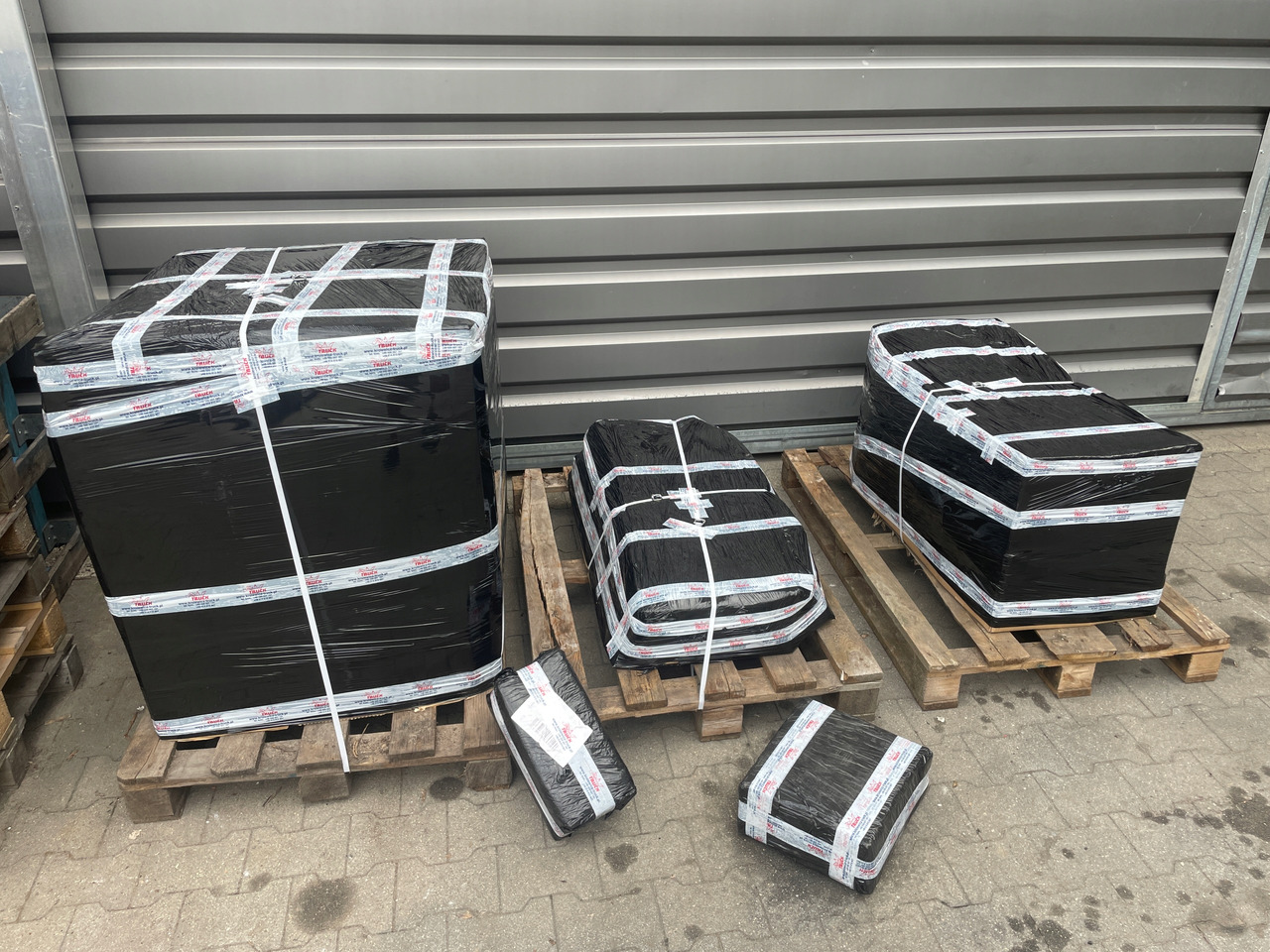 SMOK CZUJNIK ADBLUE AD BLUE MAN TGX TGS EURO 6 81154086040 - Depósito de AdBlue para Camión: foto 4 SMOK CZUJNIK ADBLUE AD BLUE MAN TGX TGS EURO 6 81154086040 - Depósito de AdBlue para Camión: foto 4