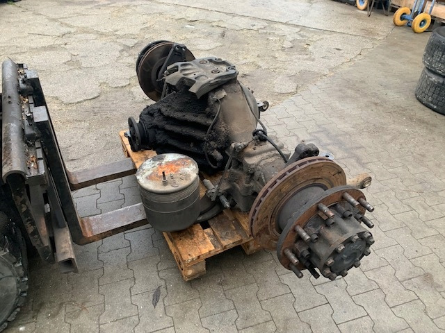 WKŁAD MOSTU MOST TYLNA OŚ MAN TGA TGX TGS 38:14 - Eje posterior para Camión: foto 2 WKŁAD MOSTU MOST TYLNA OŚ MAN TGA TGX TGS 38:14 - Eje posterior para Camión: foto 2