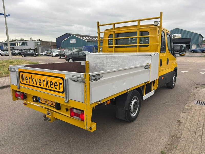 Iveco Daily 35S12 - Furgoneta caja abierta: foto 5 Iveco Daily 35S12 - Furgoneta caja abierta: foto 5