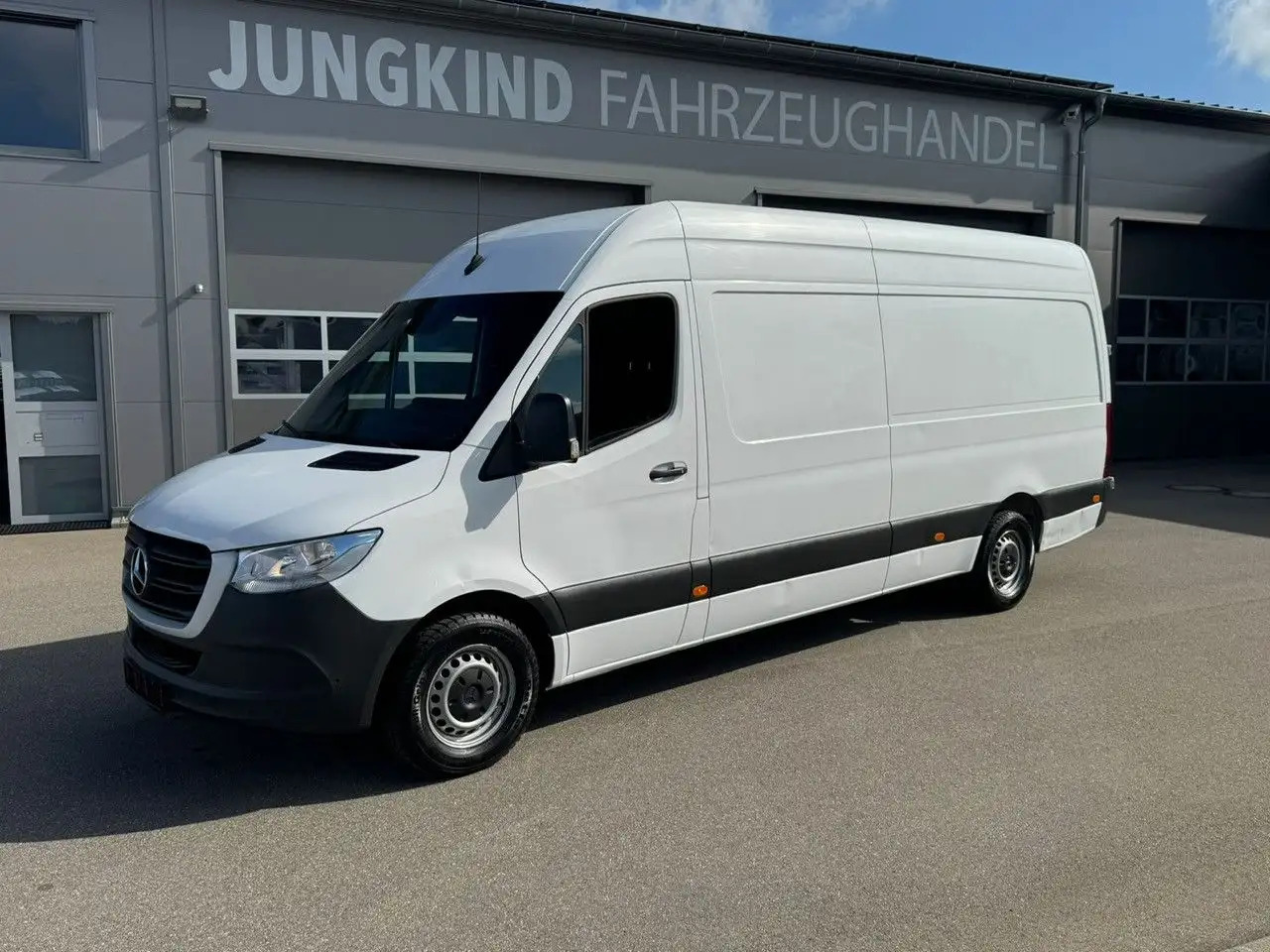 Mercedes-Benz Sprinter 316 CDI Maxi Lang Klima MBUX - Furgón: foto 2 Mercedes-Benz Sprinter 316 CDI Maxi Lang Klima MBUX - Furgón: foto 2