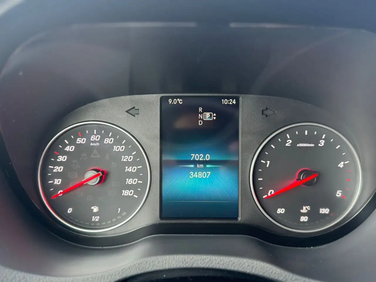 Furgón Mercedes-Benz Sprinter 317 CDI Flach Lang Silber Klima MBUX: foto 7 Furgón Mercedes-Benz Sprinter 317 CDI Flach Lang Silber Klima MBUX: foto 7