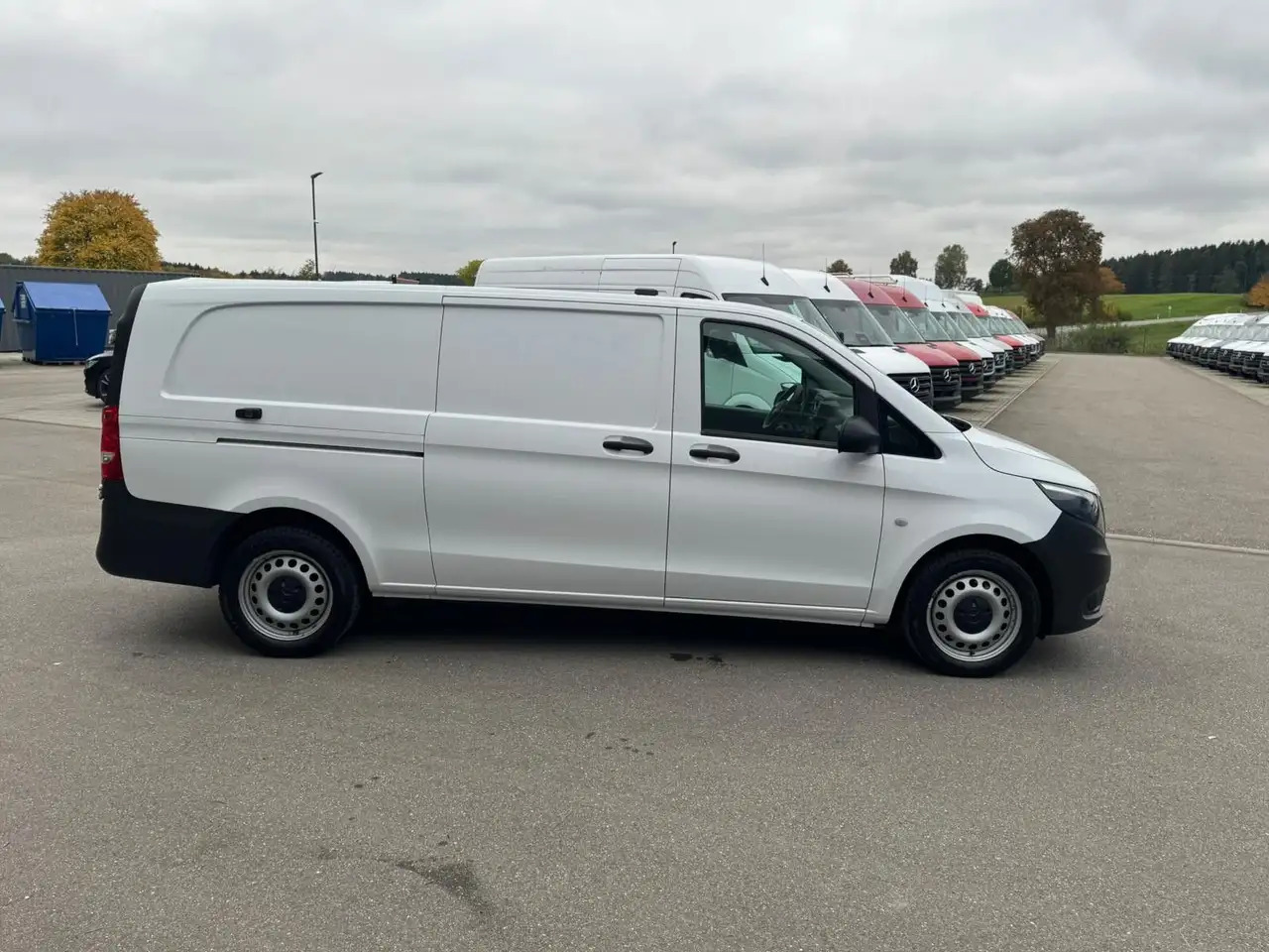Mercedes-Benz Vito 116 CDI Lang Extralang XXL Klima - Furgón: foto 2 Mercedes-Benz Vito 116 CDI Lang Extralang XXL Klima - Furgón: foto 2