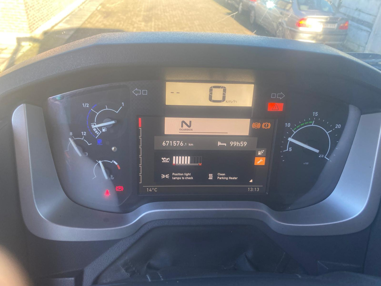 Camión volquete RENAULT T460: foto 18