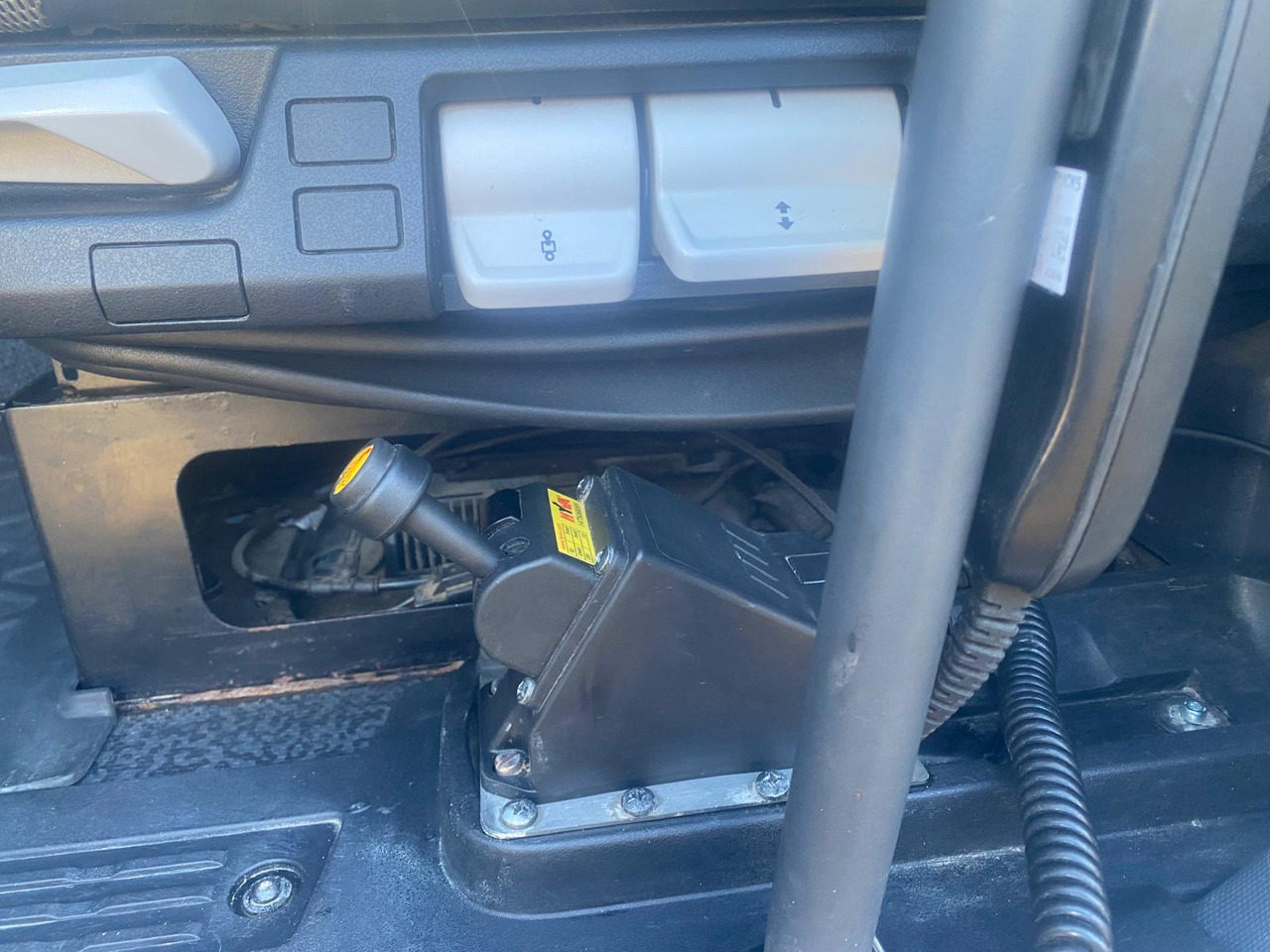 Camión volquete RENAULT T460: foto 17