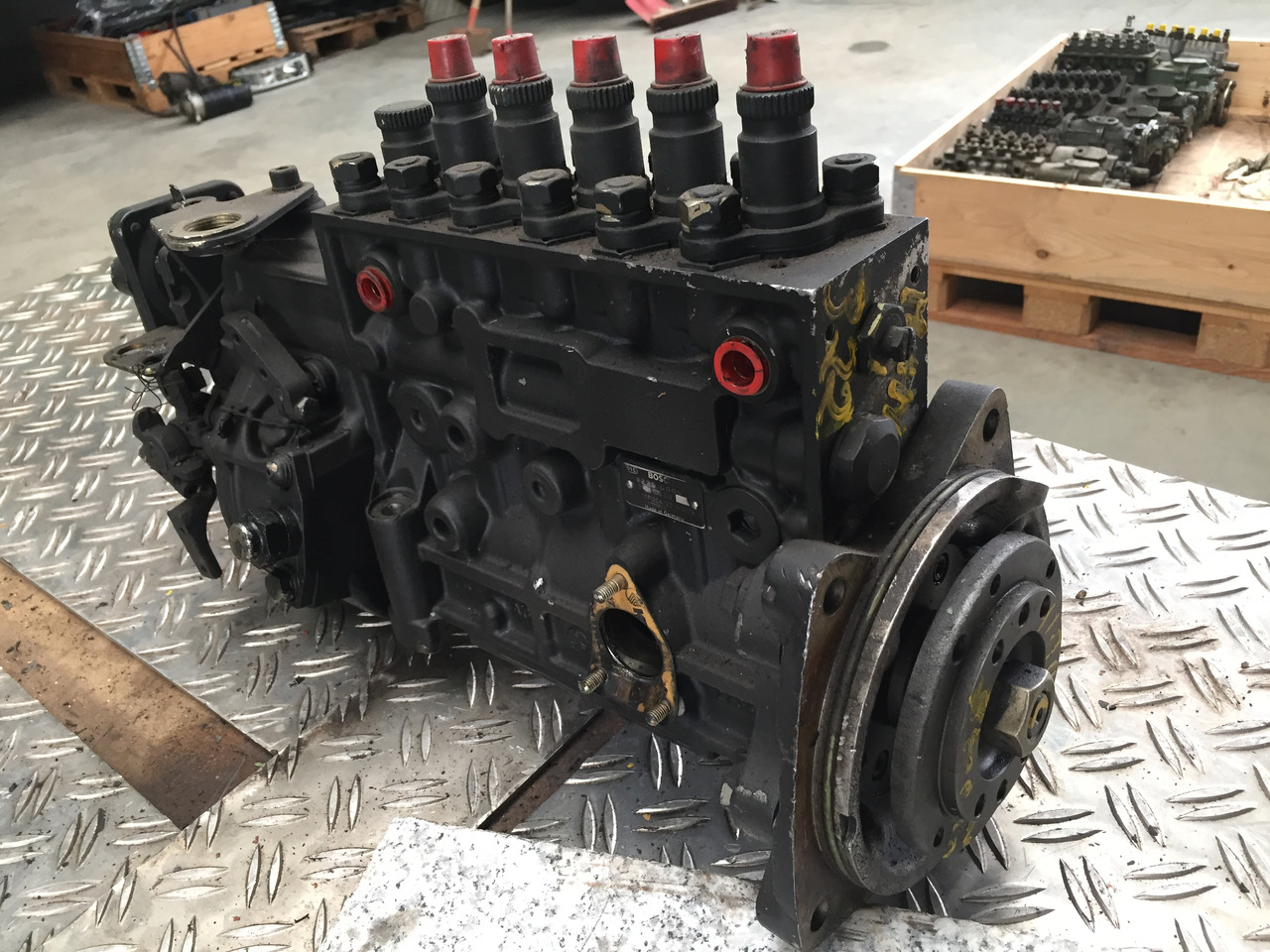 ---Gebrauchte Einspritzpumpe MAN 322, 5 Zylinder, Bosch - Nr. : 0402 035 028, MAN 51.11103 - 7122 - Bomba de combustible para Camión: foto 1 ---Gebrauchte Einspritzpumpe MAN 322, 5 Zylinder, Bosch - Nr. : 0402 035 028, MAN 51.11103 - 7122 - Bomba de combustible para Camión: foto 1