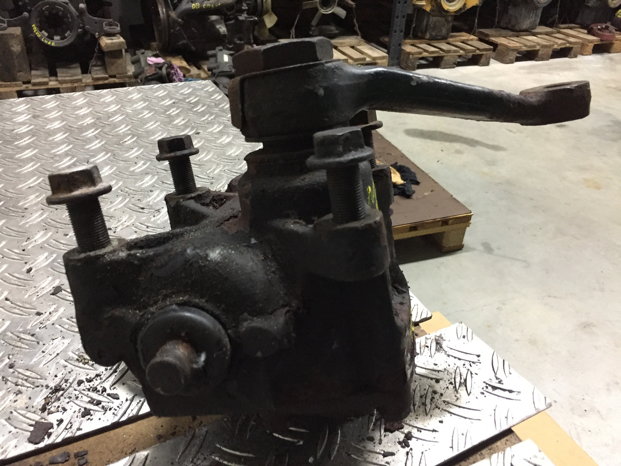 Gebrauchtes Lenkgetriebe MAN, 8.136, Artikel - Nr.: 81.9999 - 9999 - Caja de dirección para Camión: foto 2 Gebrauchtes Lenkgetriebe MAN, 8.136, Artikel - Nr.: 81.9999 - 9999 - Caja de dirección para Camión: foto 2