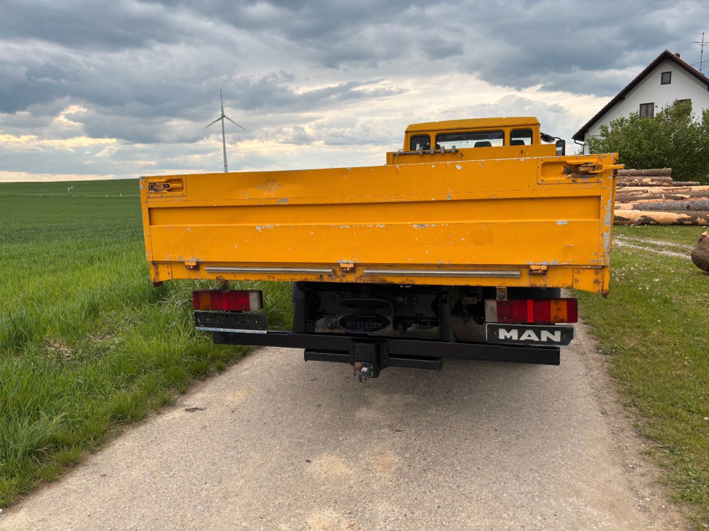 MAN 8.224 L 2000 - Camión caja abierta: foto 5 MAN 8.224 L 2000 - Camión caja abierta: foto 5