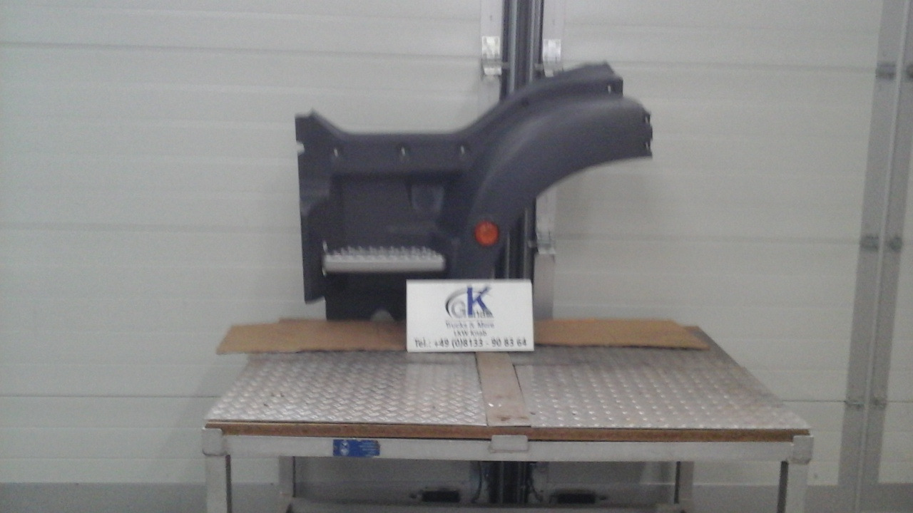 Neuwertiger MAN TGM / TG3 Einstiegkotflügel kurz, komplett, links Artikel - Nr.: 81.61520 - 0209 - Caja de cambios para Camión: foto 2 Neuwertiger MAN TGM / TG3 Einstiegkotflügel kurz, komplett, links Artikel - Nr.: 81.61520 - 0209 - Caja de cambios para Camión: foto 2