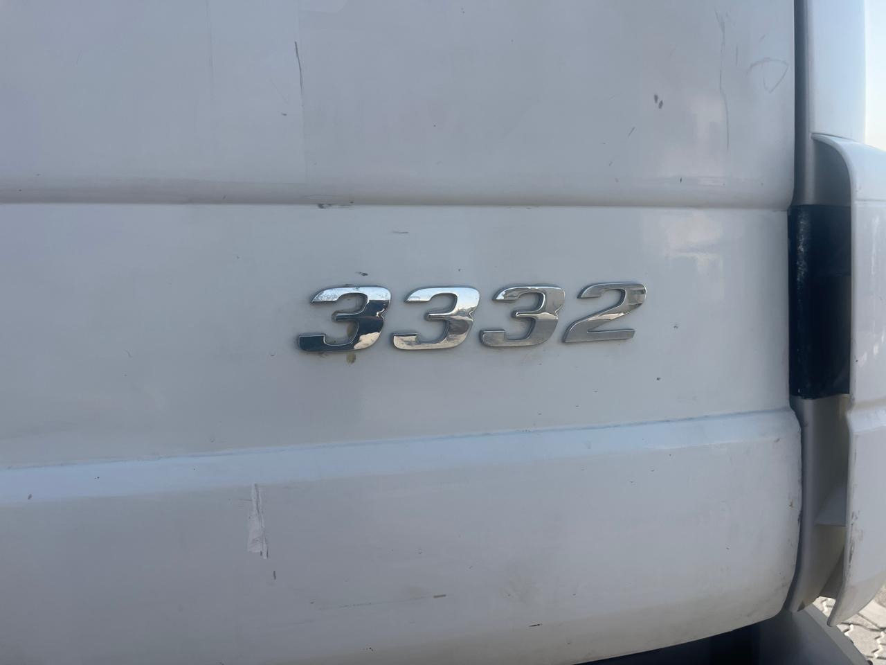 MERCEDES-BENZ 3332 - Cabeza tractora: foto 3 MERCEDES-BENZ 3332 - Cabeza tractora: foto 3