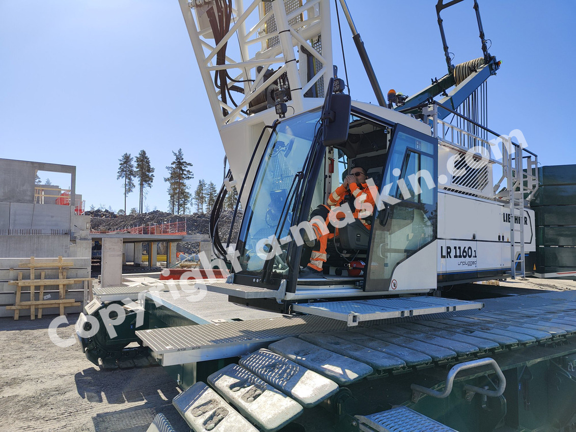 LIEBHERR LR 1160.1. - Grúa sobre orugas: foto 1 LIEBHERR LR 1160.1. - Grúa sobre orugas: foto 1