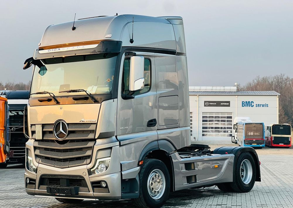 Mercedes-Benz Actros 1848 /GIGA SPACE/ Retarder olejowy/ Salonka/ Klima Postojowa/ Aktywny tempomat ACC/ - Cabeza tractora: foto 1 Mercedes-Benz Actros 1848 /GIGA SPACE/ Retarder olejowy/ Salonka/ Klima Postojowa/ Aktywny tempomat ACC/ - Cabeza tractora: foto 1