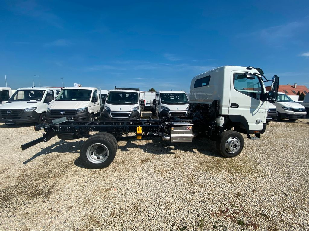 Camión chasis, Camión grúa nuevo Mitsubishi Canter FUSO 6C18 Fahrgestell 4WD 175Ps Sofort: foto 8