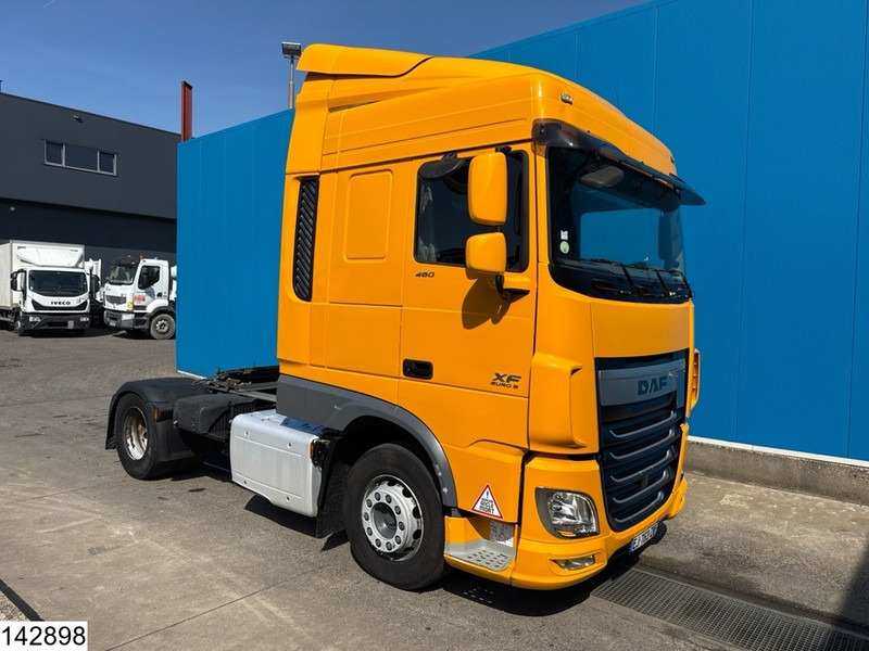 DAF XF 460 EURO 6, PTO - Cabeza tractora: foto 2 DAF XF 460 EURO 6, PTO - Cabeza tractora: foto 2