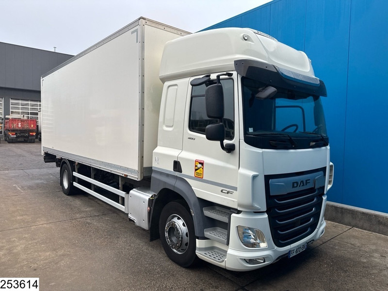DAF CF 480 EURO 6, Standairco - Camión caja cerrada: foto 3 DAF CF 480 EURO 6, Standairco - Camión caja cerrada: foto 3