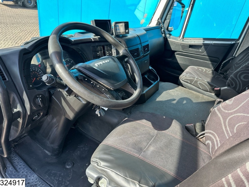 Iveco Trakker 8x4, EURO 6, Palfinger, Remote - Camión caja abierta, Camión grúa: foto 5 Iveco Trakker 8x4, EURO 6, Palfinger, Remote - Camión caja abierta, Camión grúa: foto 5
